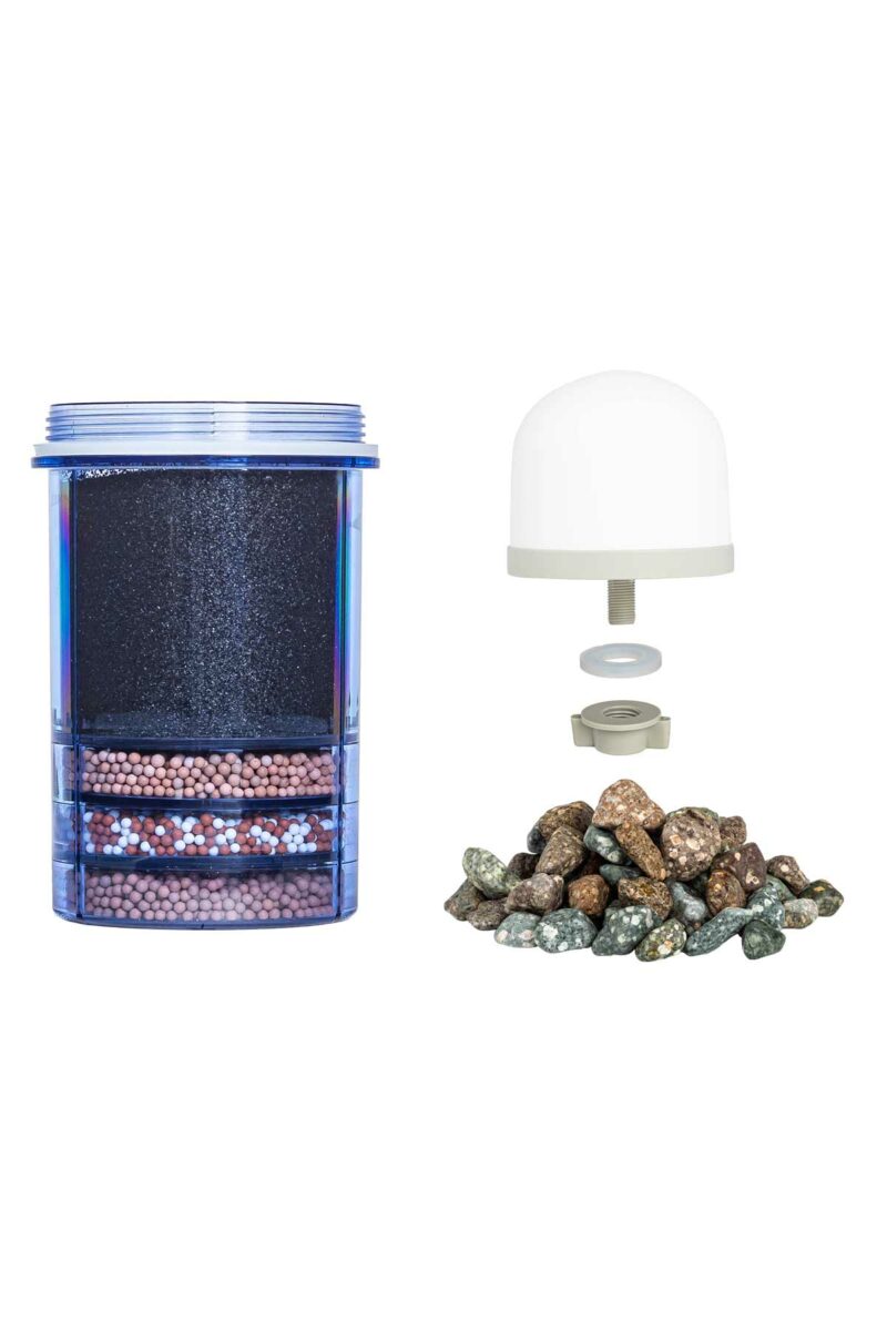 Afbeelding van de complete set filters en de stenen voor het Aqualine 5 waterfilter